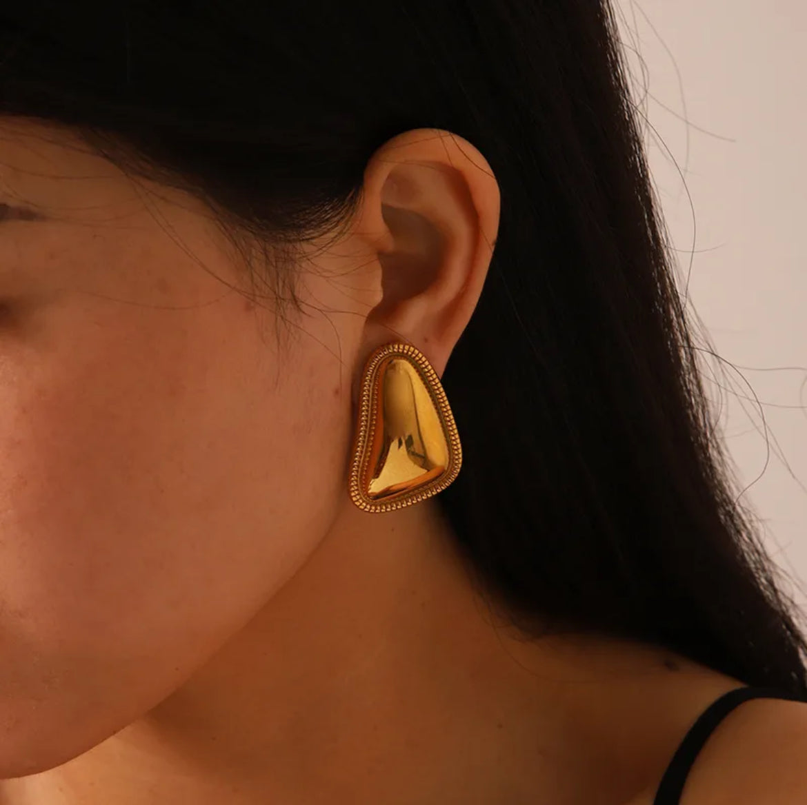 Mona Earrings