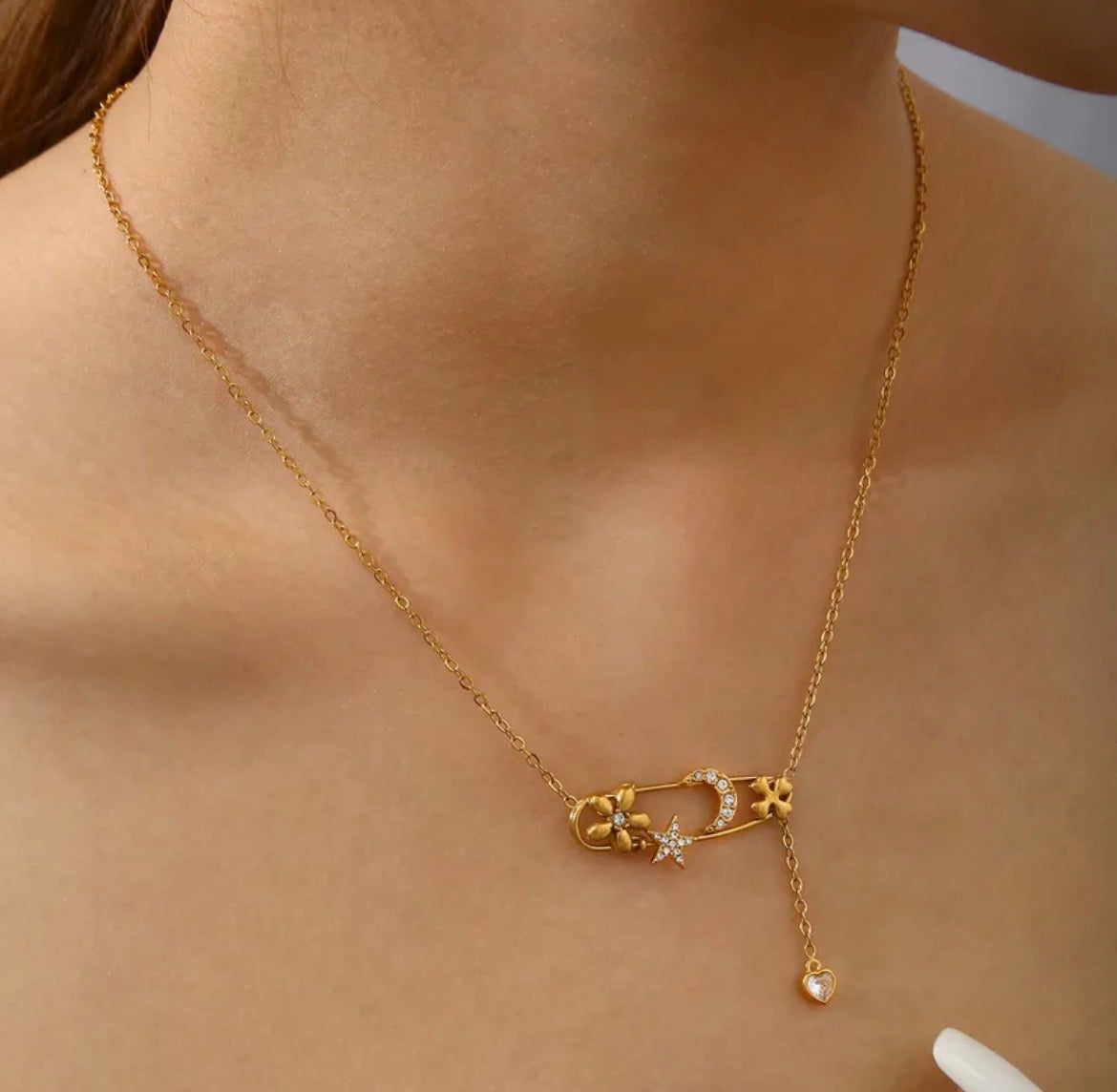 JANICE NECKLACE
