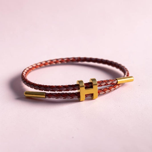 LORI BANGLE