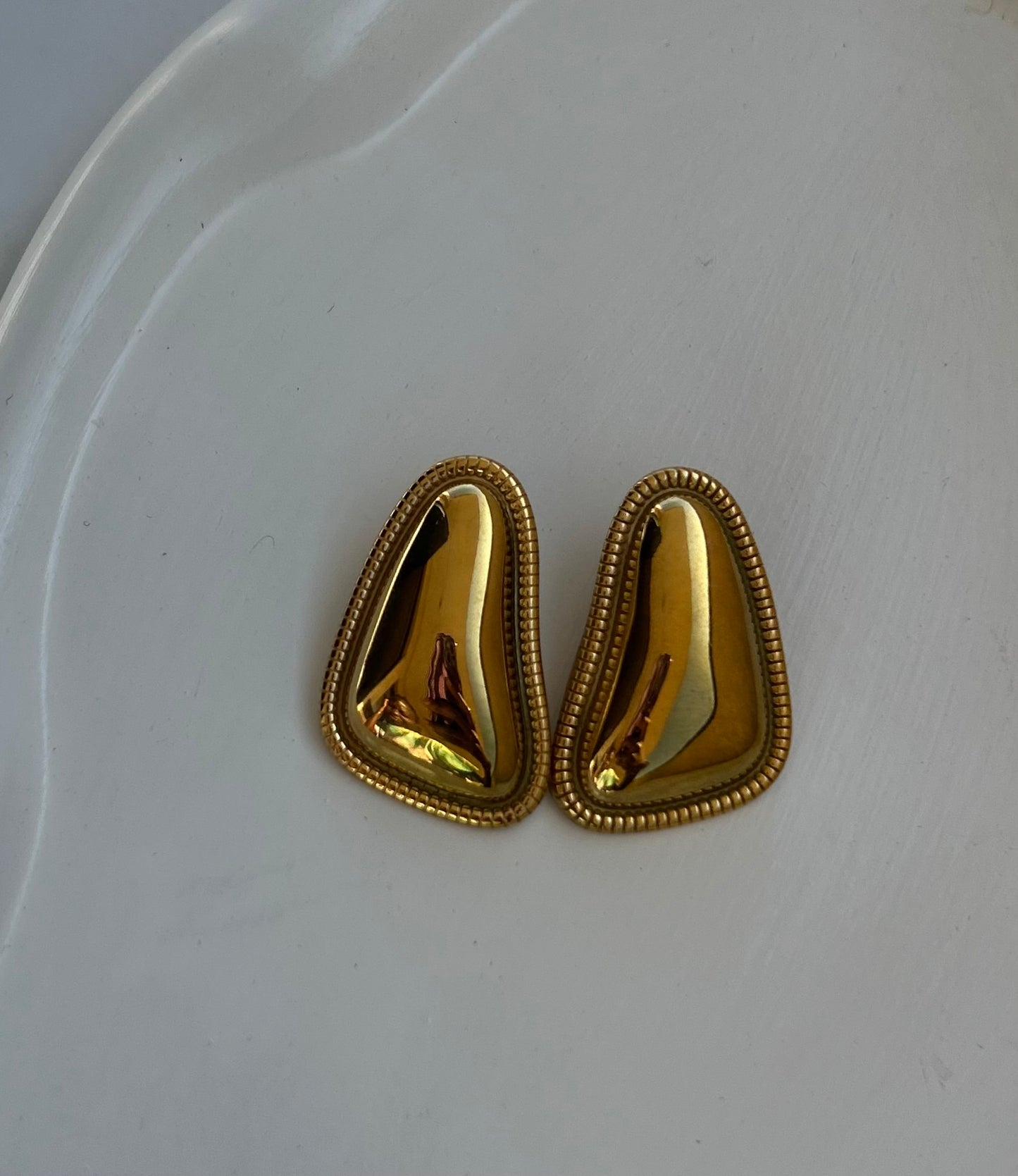 Mona Earrings