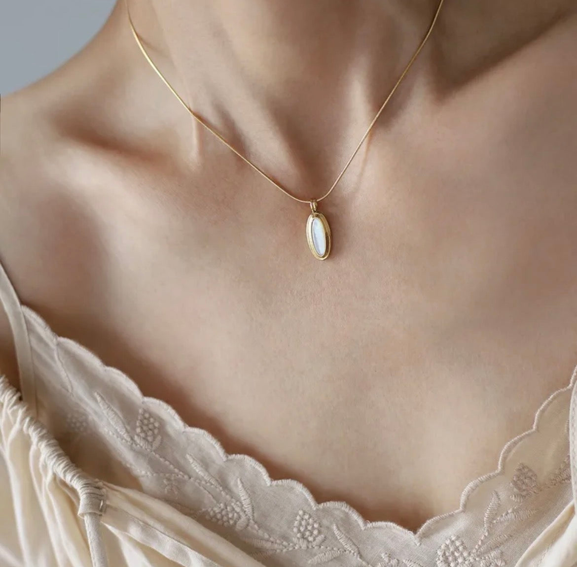 RITA NECKLACE