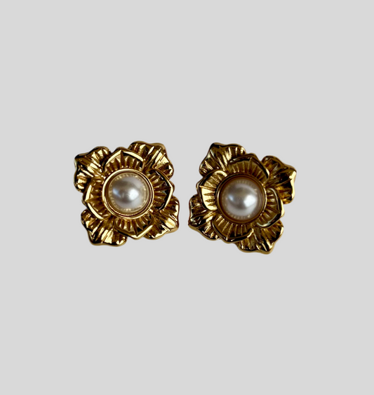 Lamar Earstuds