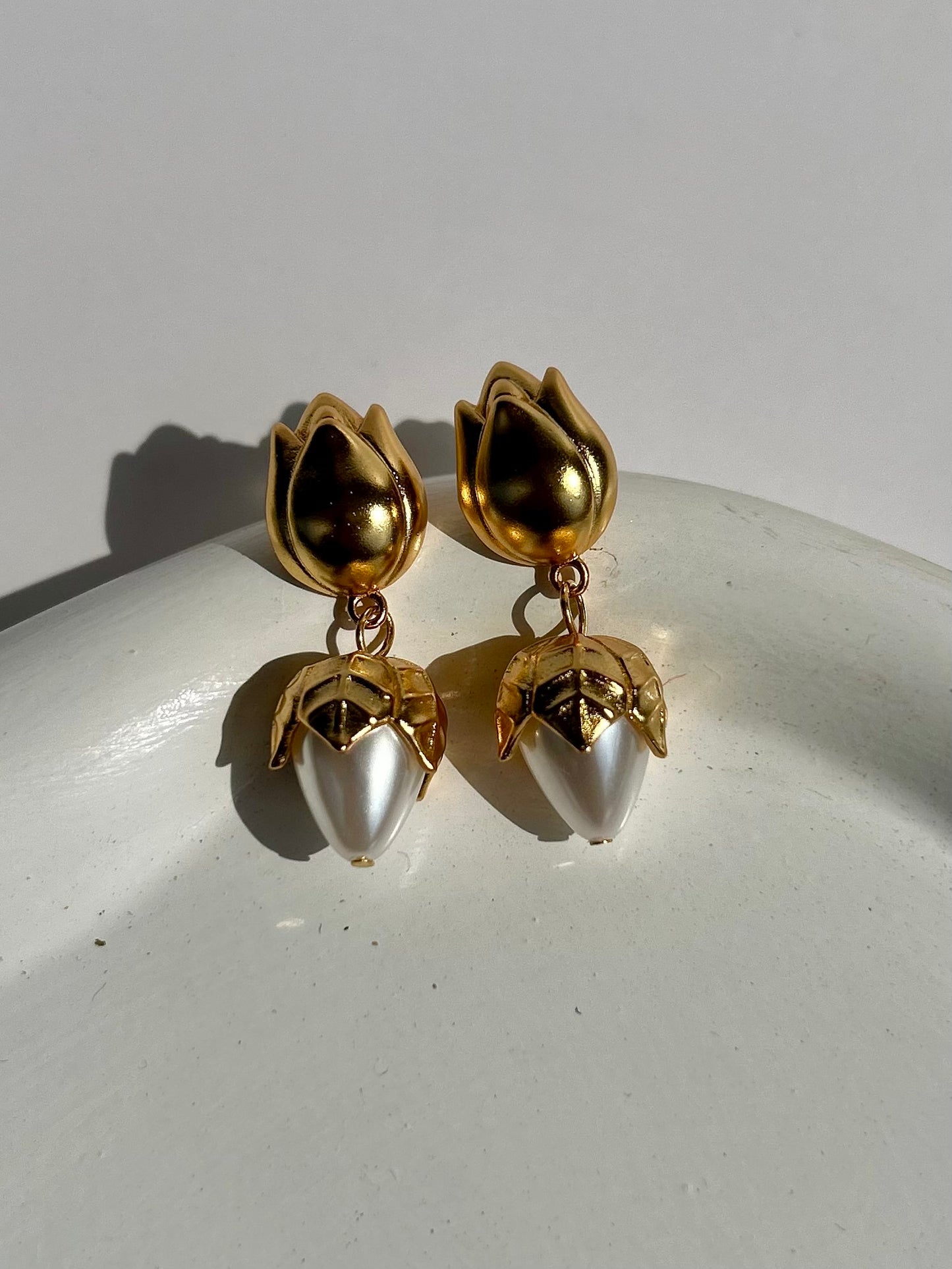 CALI EARRING