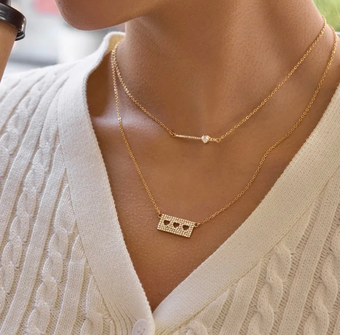 FIONA NECKLACE