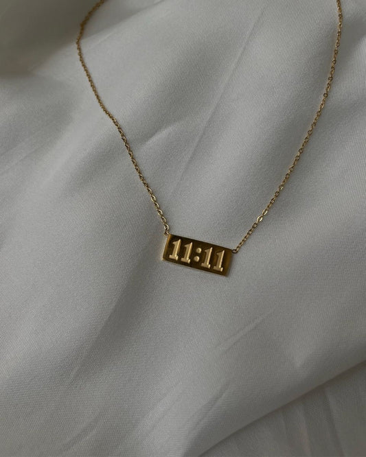 LUCKY NECKLACE