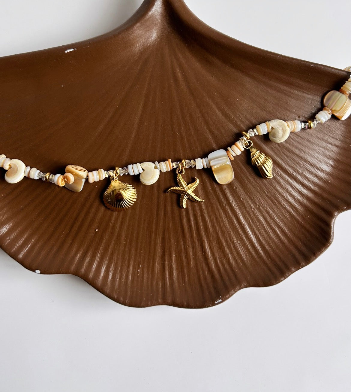 GANDA NECKLACE