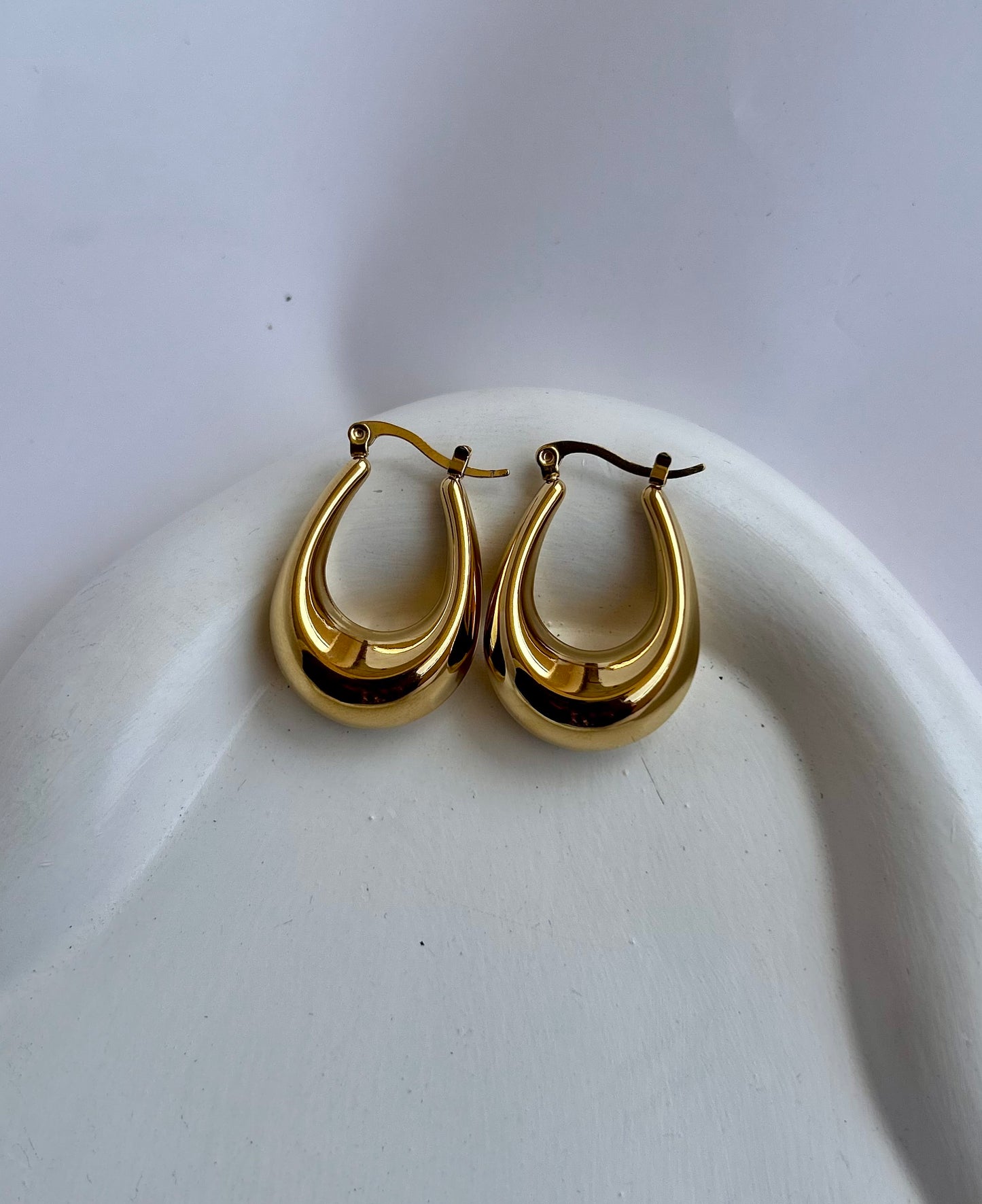 ANYANGO EARRING
