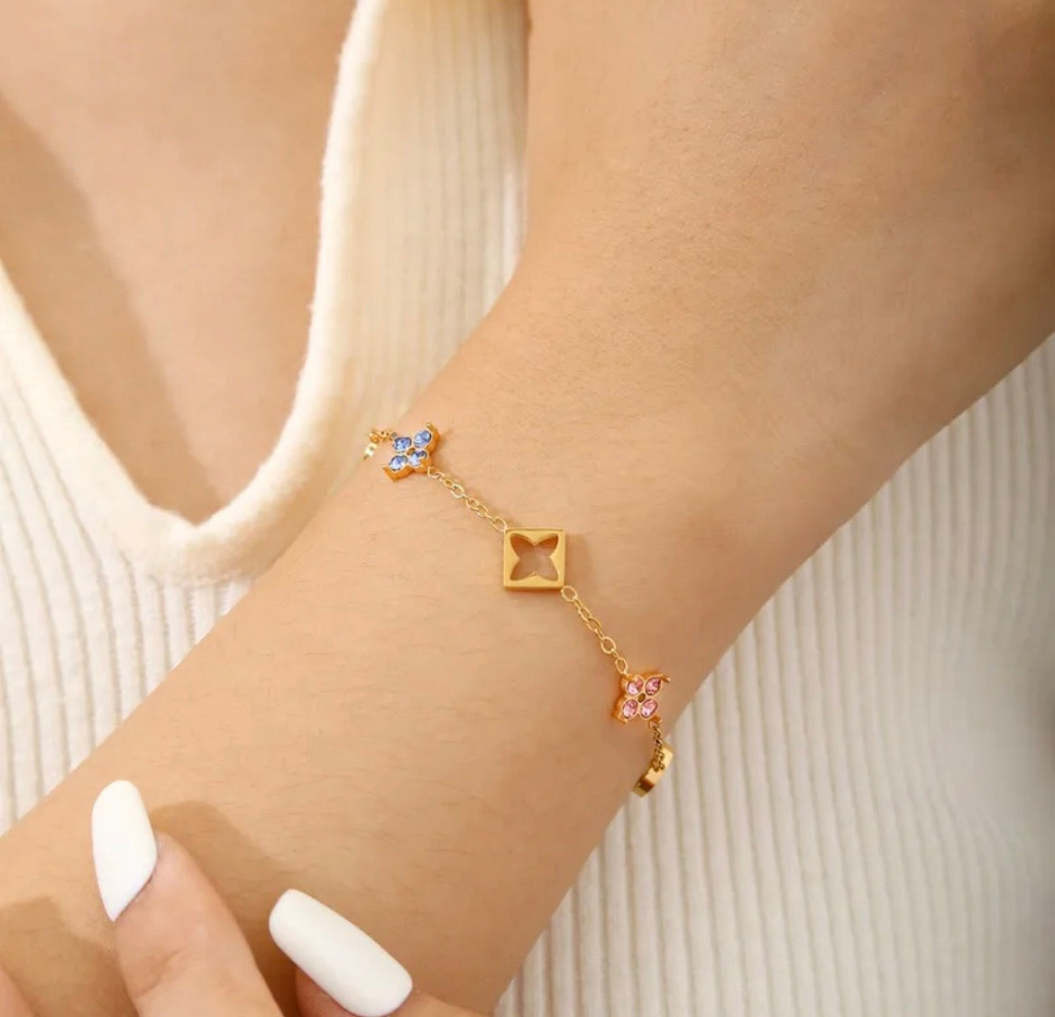 LIV BRACELET