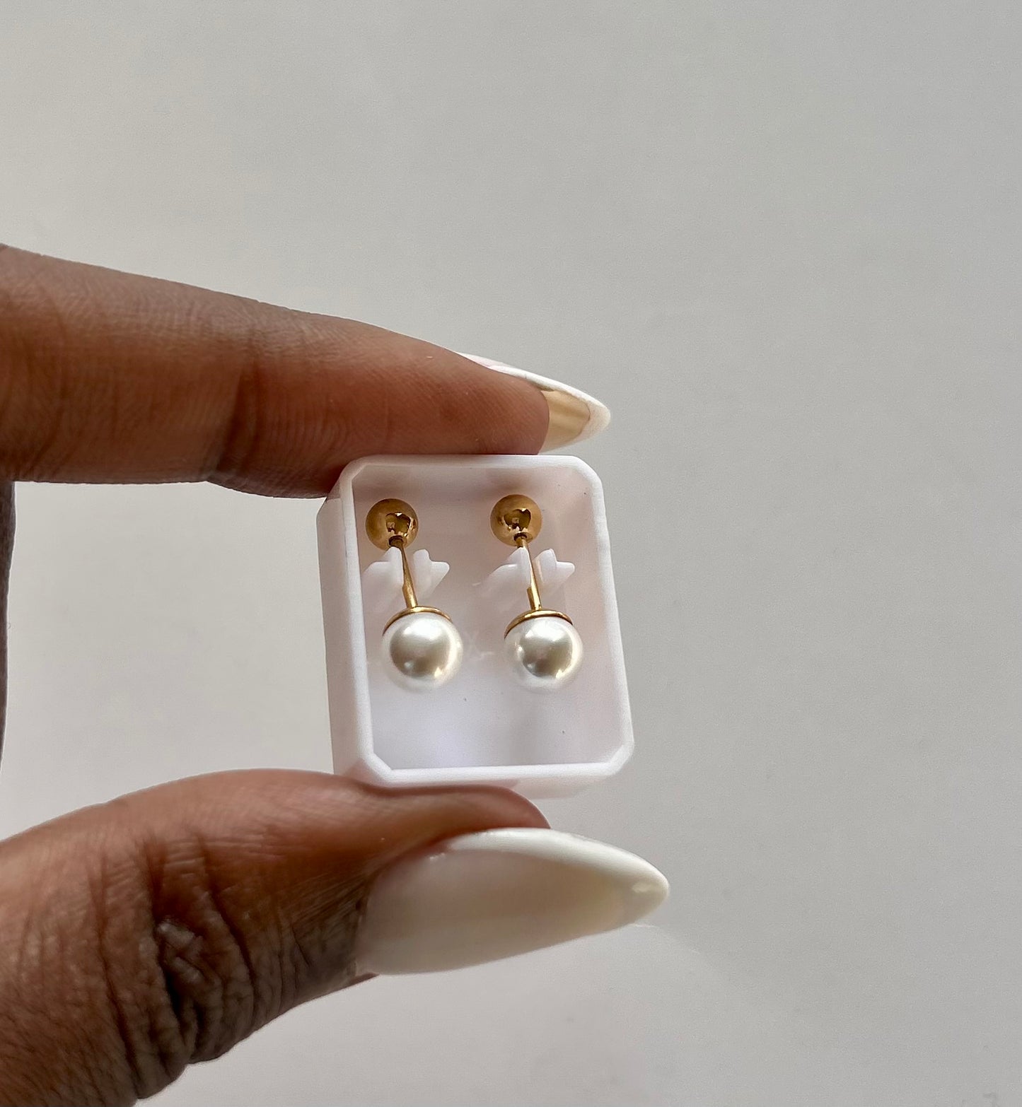 NOBU EARSTUDS