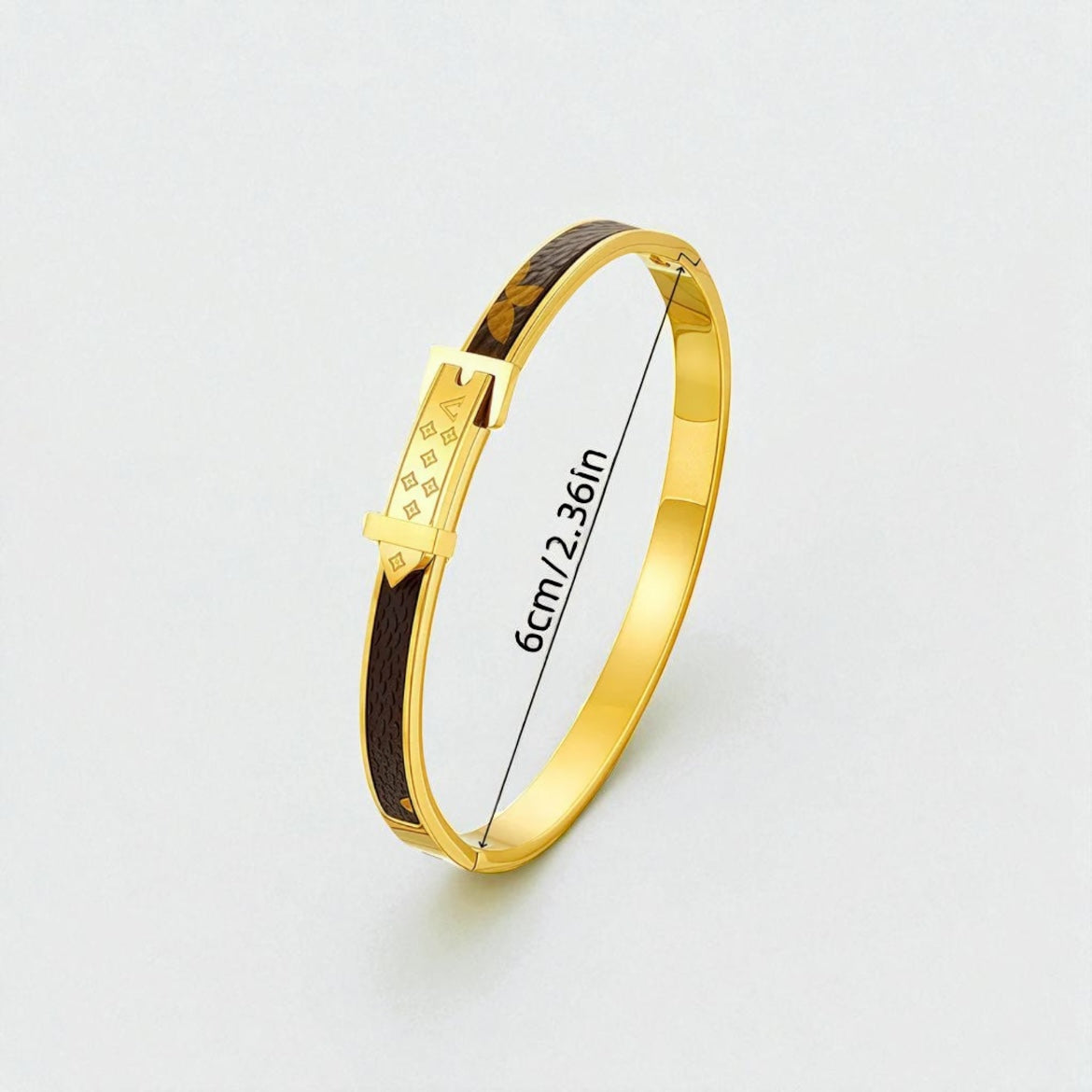 SOLENNE BANGLE